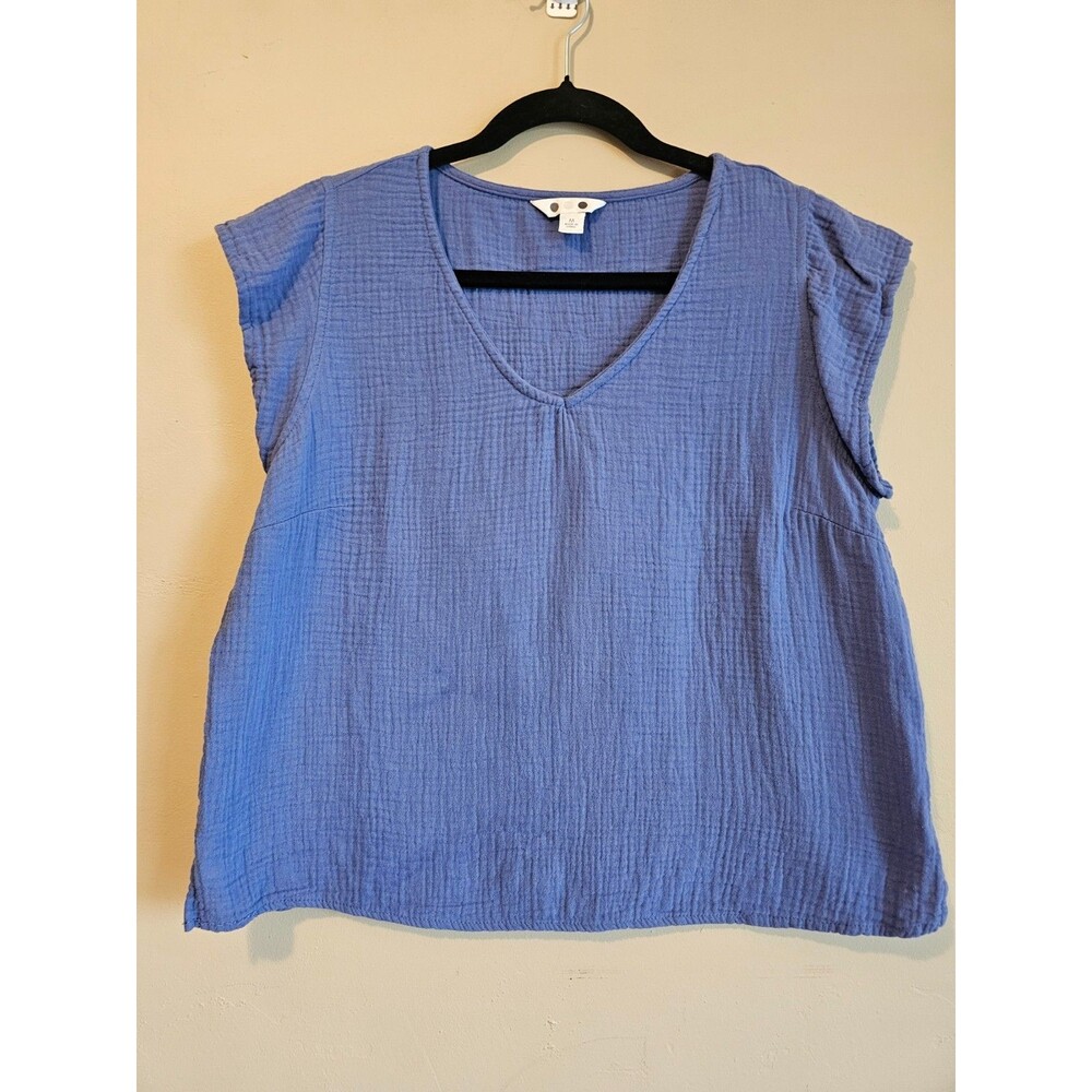 NWT Three Dots Shirt Womens Sz M Blue Gauze V-Neck Cap Sleeve Top Cool